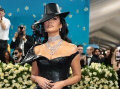 A filha de Kim Kardashian, North, diz que as pessoas sempre odeiam seus trajes do Met Gala
| cinetotal.com.br A filha de Kim Kardashian, North, diz que as pessoas sempre odeiam seus trajes do Met Gala
| cinetotal.com.br
