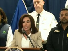 Autoridades identificam vítimas de tiroteio em DC e detalham incidente trágico em entrevista coletiva
| cinetotal.com.br Autoridades identificam vítimas de tiroteio em DC e detalham incidente trágico em entrevista coletiva
| cinetotal.com.br