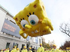Balões e carros alegóricos do desfile do Dia de Ação de Graças da Macy’s – Veja os destaques!
| cinetotal.com.br Balões e carros alegóricos do desfile do Dia de Ação de Graças da Macy's - Veja os destaques!
| cinetotal.com.br