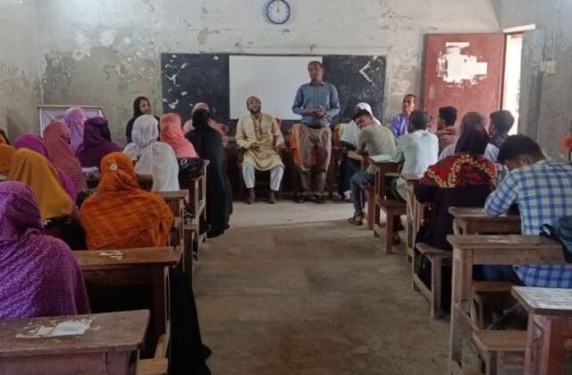 Formação do comitê CODEC para prevenir a violência contra riscos climáticos em Morelganj
| cinetotal.com.br