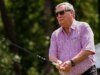 Fuzzy Zoeller, bicampeão importante que manchou seu próprio legado, morre aos 74 anos
| cinetotal.com.br Fuzzy Zoeller, bicampeão importante que manchou seu próprio legado, morre aos 74 anos
| cinetotal.com.br