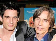 Jackson Browne anuncia a morte do filho Ethan Browne aos 52 anos
| cinetotal.com.br Jackson Browne anuncia a morte do filho Ethan Browne aos 52 anos
| cinetotal.com.br