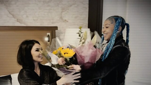 North West diz a Kim Kardashian que as pessoas odeiam seus trajes do Met Gala todos os anos
| cinetotal.com.br