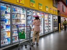 Para muitos, as férias deste ano significam ter que se contentar com menos
| cinetotal.com.br Para muitos, as férias deste ano significam ter que se contentar com menos
| cinetotal.com.br