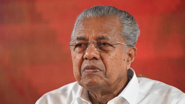 Pinarayi Vijayan insta os parlamentares de Kerala a garantirem a aprovação presidencial para o projeto de lei sobre vida selvagem para resolver o conflito entre humanos e animais
| cinetotal.com.br