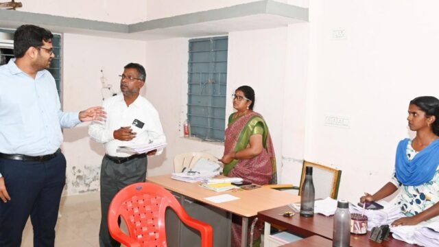 Preencha os detalhes básicos e envie os formulários de enumeração SIR, diz Collector
| cinetotal.com.br