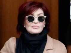Sharon Osbourne faz um retorno público emocionante, mas glamoroso, após a morte de Ozzy
| cinetotal.com.br Sharon Osbourne faz um retorno público emocionante, mas glamoroso, após a morte de Ozzy
| cinetotal.com.br