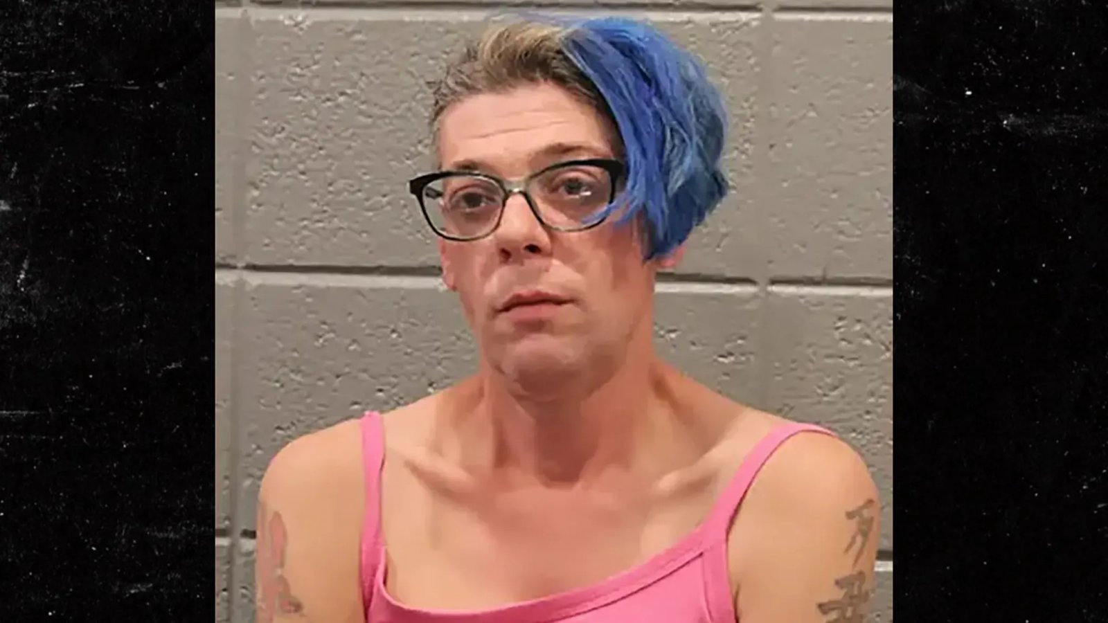 Stabber Escape de ‘Slender Man’ dá uma nova reviravolta com cúmplice transgênero