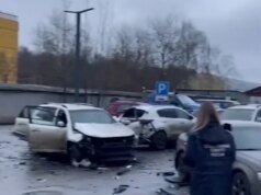 General russo morto por bomba debaixo de seu carro em Moscou
| cinetotal.com.br General russo morto por bomba debaixo de seu carro em Moscou
| cinetotal.com.br