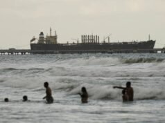 A Guarda Costeira está perseguindo outro navio-tanque ajudando a Venezuela a contornar sanções, diz autoridade dos EUA
| cinetotal.com.br A Guarda Costeira está perseguindo outro navio-tanque ajudando a Venezuela a contornar sanções, diz autoridade dos EUA
| cinetotal.com.br