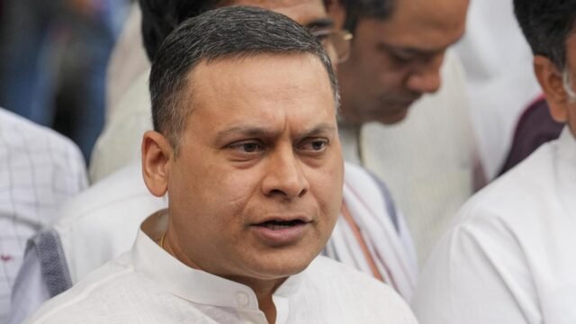 A Lei VB-G RAM G não é a demolição do MGNREGA, mas o reparo atrasado: BJP refuta as alegações de Sonia Gandhi
| cinetotal.com.br