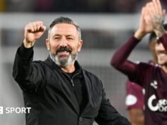 ‘A ambição faz uma boa proposta para o Hearts’ – McInnes
| cinetotal.com.br 'A ambição faz uma boa proposta para o Hearts' - McInnes
| cinetotal.com.br