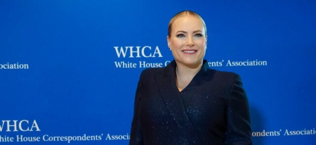 A grávida Meghan McCain discursa sobre ser chamada de 'gorda' desde os 22 anos, após comentários vergonhosos
| cinetotal.com.br