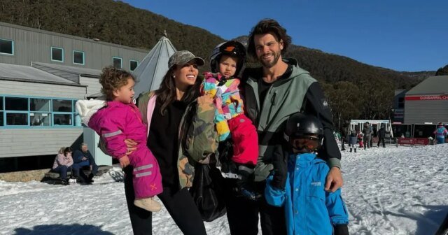 A influenciadora 'mudou' o aniversário da criança depois que ela A influenciadora 'mudou' o aniversário da criança depois que ela nasceu 'perto do Natal'
| cinetotal.com.br