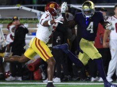 A rivalidade Notre Dame x USC entrará em um hiato enquanto dois lados não conseguem alcançar a extensão, por relatório
| cinetotal.com.br A rivalidade Notre Dame x USC entrará em um hiato enquanto dois lados não conseguem alcançar a extensão, por relatório
| cinetotal.com.br