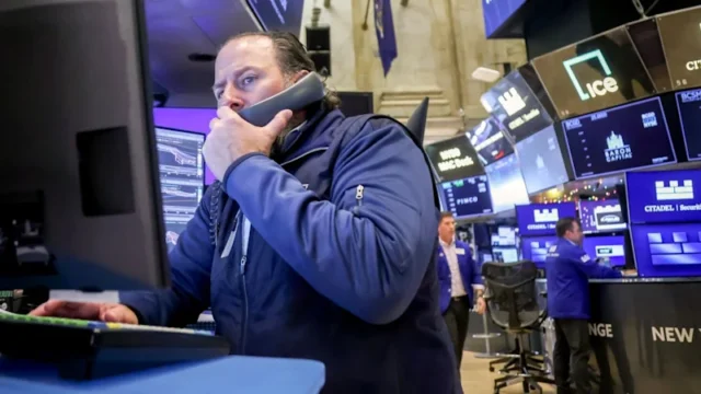 ASX deverá subir à medida que Wall Street sobe; Larry Ellison garante oferta da Paramount
| cinetotal.com.br