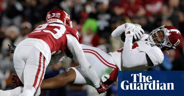Alabama supera déficit de 17 pontos e 50 Cent vence Oklahoma no College Football Playoff
| cinetotal.com.br