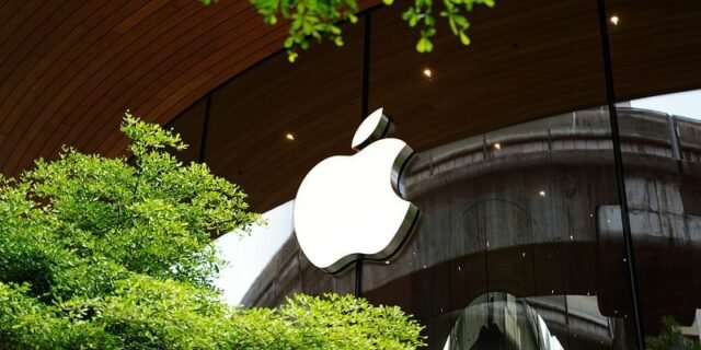 Apple e Samsung buscam caminho intermediário com o governo no Apple e Samsung buscam caminho intermediário com o governo no pedido de pré-instalação de Sanchar Saathi
| cinetotal.com.br