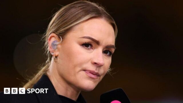 Apresentador Woods 'adoeceu' durante cobertura na Inglaterra | cinetotal.com.br Apresentador Woods 'adoeceu' durante cobertura na Inglaterra
| cinetotal.com.br