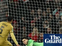 Arrizabalaga Herói dos pênaltis do Arsenal às custas de Lacroix e Crystal Palace
| cinetotal.com.br Arrizabalaga Herói dos pênaltis do Arsenal às custas de Lacroix e Crystal Palace
| cinetotal.com.br