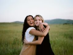 As pessoas que se sentem em casa
| cinetotal.com.br As pessoas que se sentem em casa
| cinetotal.com.br