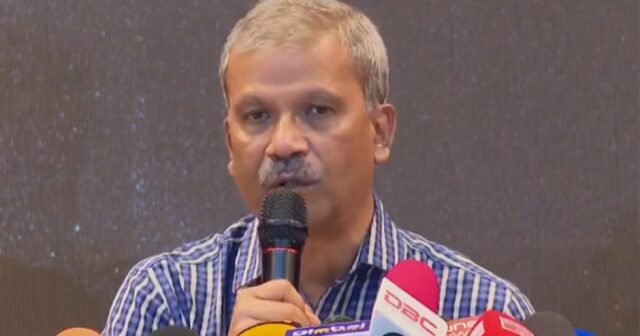 Asif Nazrul: Julgamento de assassinato de Hadi no Tribunal de Asif Nazrul: Julgamento de assassinato de Hadi no Tribunal de Julgamento Rápido
| cinetotal.com.br