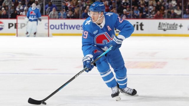 Awards Watch: MacKinnon jumps to massive lead in MVP race | cinetotal.com.br