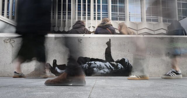 Banksy revela nova arte em Londres
| cinetotal.com.br