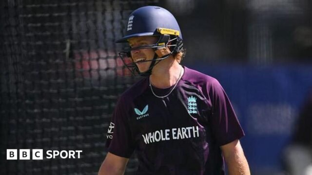 'Basta colocar um capacete' - o conselho do Papa sobre scooter para a Inglaterra
| cinetotal.com.br