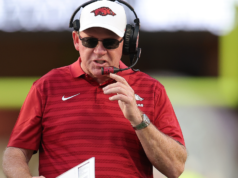 Bill Belichick esperava contratar Bobby Petrino como novo coordenador ofensivo da Carolina do Norte
| cinetotal.com.br Bill Belichick esperava contratar Bobby Petrino como novo coordenador ofensivo da Carolina do Norte
| cinetotal.com.br