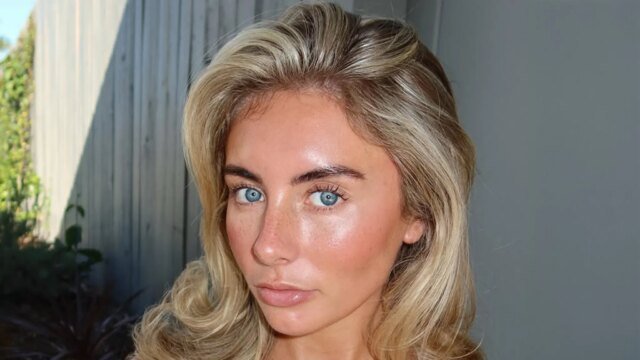 Bonnie Blue, modelo OnlyFans, detida por policiais em Bali durante a turnê ‘Bangbus’
| cinetotal.com.br