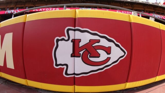Chiefs concordam em acordo para se mudar para o Kansas em 2031
| cinetotal.com.br