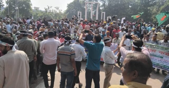 Confronto entre ministério e professores deixam alunos do ensino fundamental privados de exames
| cinetotal.com.br