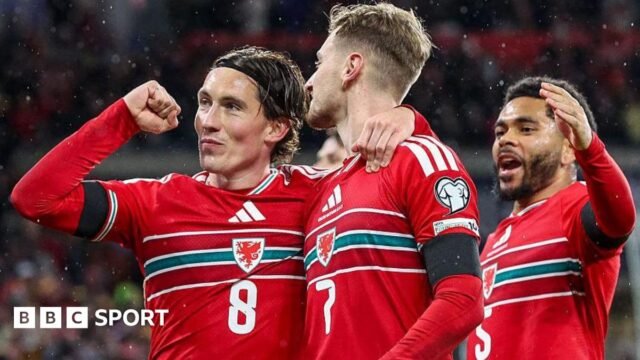 'Copa do Mundo pode render milhões para a base galesa' 'Copa do Mundo pode render milhões para a base galesa'
| cinetotal.com.br