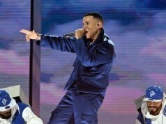 Daddy Yankee tocará em 2026 ao vivo de Porto Rico na ‘véspera de rock de ano novo’
| cinetotal.com.br Daddy Yankee tocará em 2026 ao vivo de Porto Rico na 'véspera de rock de ano novo'
| cinetotal.com.br