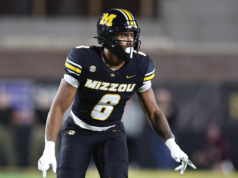 Damon Wilson II, do Missouri, processa a Geórgia, alega que Bulldogs estão tentando ‘penalizar a decisão de transferência’
| cinetotal.com.br Damon Wilson II, do Missouri, processa a Geórgia, alega que Bulldogs estão tentando 'penalizar a decisão de transferência'
| cinetotal.com.br