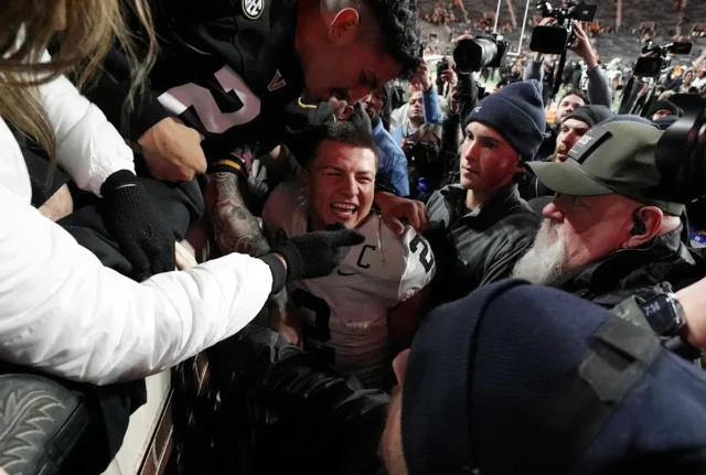 Diego Pavia, do futebol Vanderbilt, conta a história de como Diego Pavia, do futebol Vanderbilt, conta a história de como seu nariz quebrou
| cinetotal.com.br