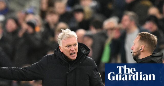 'Eles não facilitam': Moyes frustrado com a relutância do PGMO em explicar as decisões
| cinetotal.com.br
