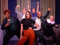 Ex-aluno do Carleton College vai de Minnesota para SNL
| cinetotal.com.br Ex-aluno do Carleton College vai de Minnesota para SNL
| cinetotal.com.br