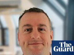 Ex-vereador conservador no tribunal acusado de drogar e estuprar ex-mulher
| cinetotal.com.br Ex-vereador conservador no tribunal acusado de drogar e estuprar ex-mulher
| cinetotal.com.br