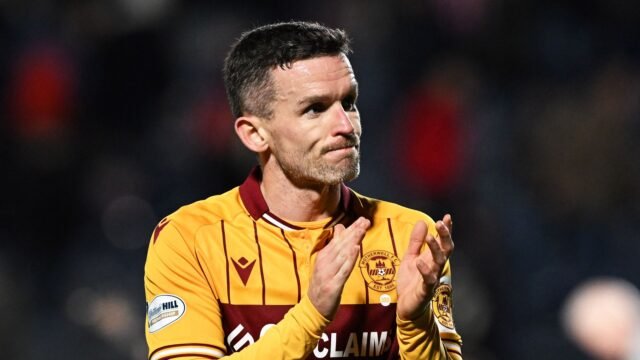 Falkirk e Motherwell empatam esquecível sem gols
| cinetotal.com.br