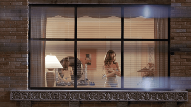 Ficção científica extremamente gráfica dos anos 2000 na Netflix é um ato de desaparecimento violento
| cinetotal.com.br