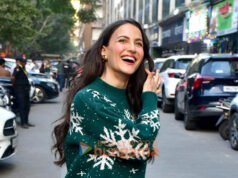 Fotos: Elli AvrRam tirada em Andheri
| cinetotal.com.br Fotos: Elli AvrRam tirada em Andheri
| cinetotal.com.br