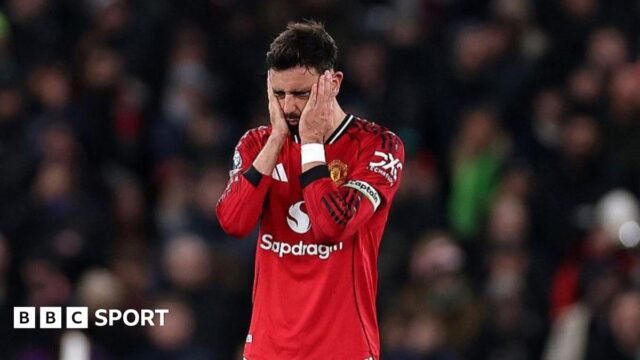 Frustração e raiva – por que ‘enormes pontos de interrogação’ Frustração e raiva – por que ‘enormes pontos de interrogação’ pairam sobre o Man Utd
| cinetotal.com.br