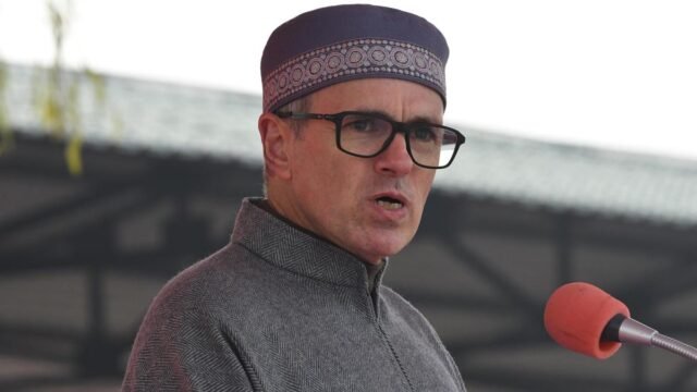 Governo J&K. envia proposta revisada de cota de reserva para aprovação da LG
| cinetotal.com.br