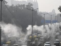 Governo de Deli. inicia campanha contra unidades poluidoras; ordena fechamento de 411 indústrias poluentes
| cinetotal.com.br Governo de Deli. inicia campanha contra unidades poluidoras; ordena fechamento de 411 indústrias poluentes
| cinetotal.com.br