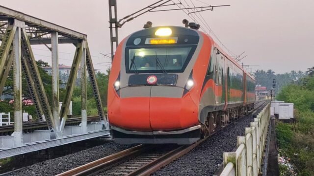 HDK insta Vaishnaw a sancionar Vande Bharat entre Bengaluru e Madgaon via Mangaluru
| cinetotal.com.br