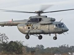 Helicóptero IAF MI-17 transporta tigresa Pench da pista de pouso de Sukatra do MP para Rajasthan
| cinetotal.com.br Helicóptero IAF MI-17 transporta tigresa Pench da pista de pouso de Sukatra do MP para Rajasthan
| cinetotal.com.br