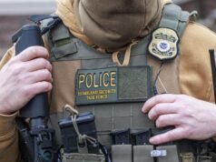 Homem de St. Paul acusado de colidir com veículo ICE em meio a tentativa de prisão de imigração
| cinetotal.com.br Homem de St. Paul acusado de colidir com veículo ICE em meio a tentativa de prisão de imigração
| cinetotal.com.br