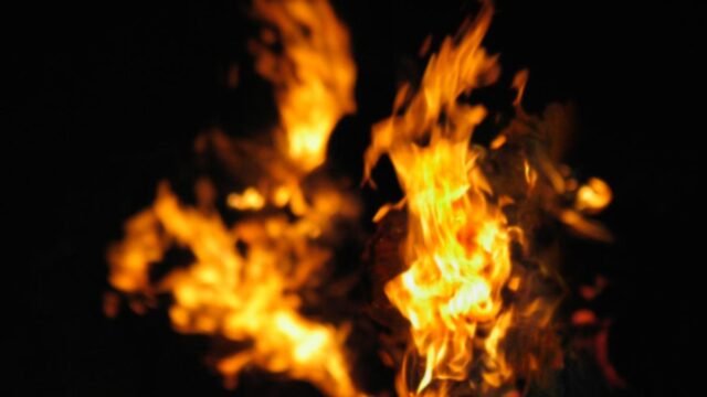 Incêndio ocorre em casa na extensão de Jaitpur, em Delhi
| cinetotal.com.br